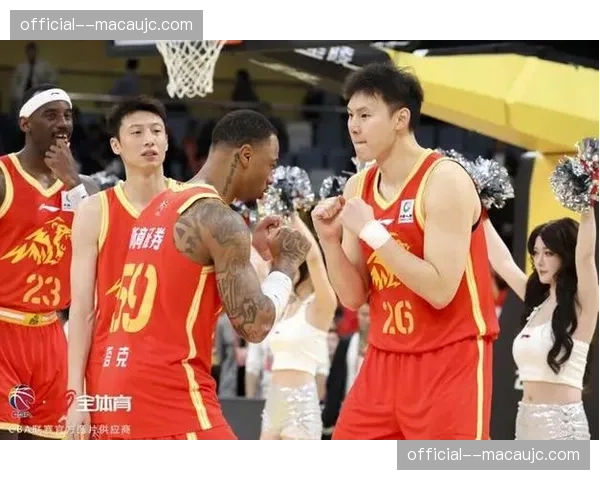 赵岩昊场均8分抢断达594次 浙江后卫追平马布里历史纪录